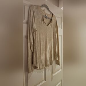 CAbi Women's Cream Long Sleeve Top